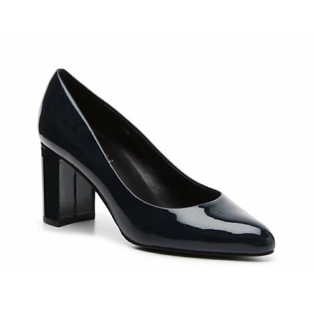 Vaneli Tilden Black Patent heel size 8 narrow
